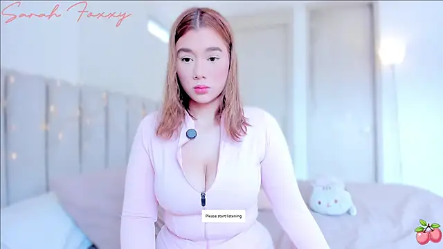 Foxxy222  online show from December 21, 5:36 pm