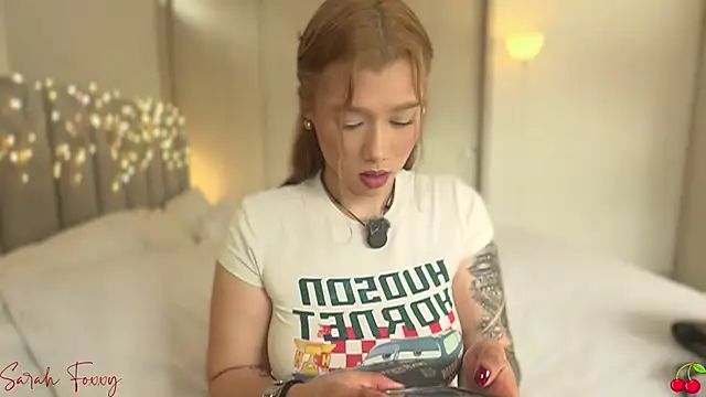 Foxxy222  online show from February 25, 8:08 pm