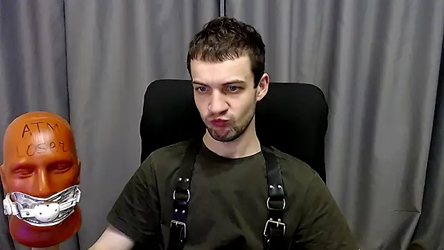 Snapshot of _Damien_thorn_ chatting on September 25, 3:23 am Damien thorn online show from September 25, 3:23 am