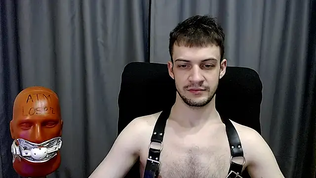 Snapshot of _Damien_thorn_ chatting on November 30, 8:42 pm Damien thorn online show from November 30, 8:42 pm