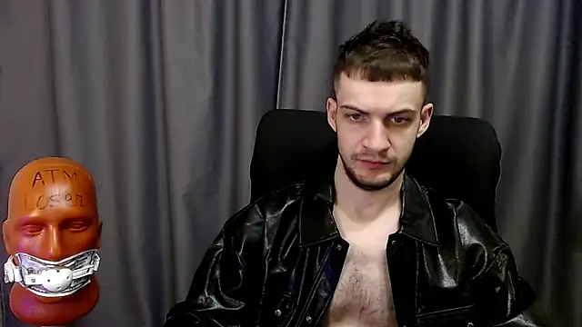 Snapshot of _Damien_thorn_ chatting on October 13, 2:46 am Damien thorn online show from October 13, 2:46 am