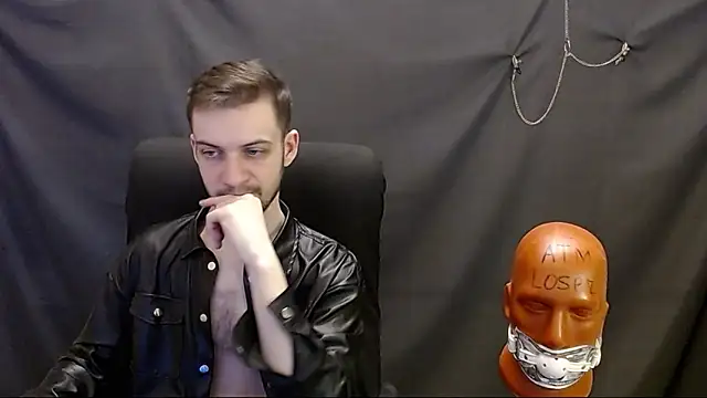 Snapshot of _Damien_thorn_ chatting on March 21, 8:40 pm Damien thorn online show from March 21, 8:40 pm