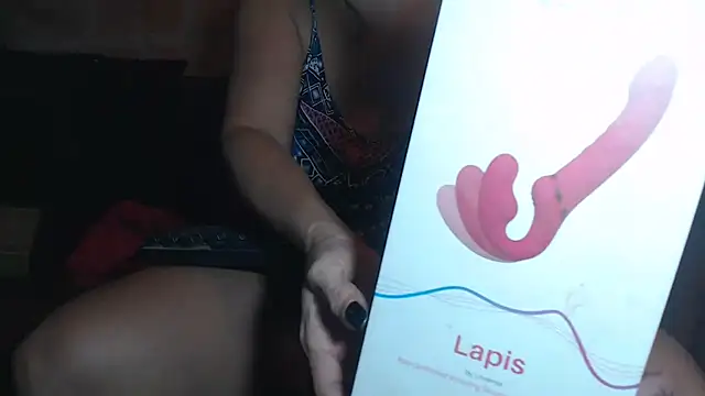 Snapshot of DevoraAmateur chatting on February 27, 11:50 am DevoraAmateur online show from February 27, 11:50 am