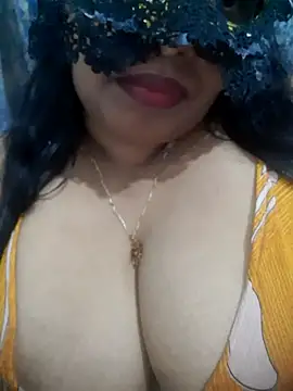 chubby wife online show from April 3, 3:29 pm