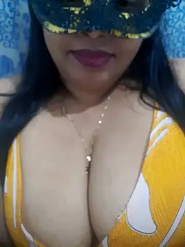 chubby wife online show from November 22, 5:01 pm