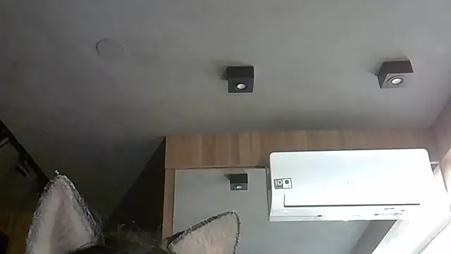 Skinny-Kitten online show from November 13, 2:32 pm