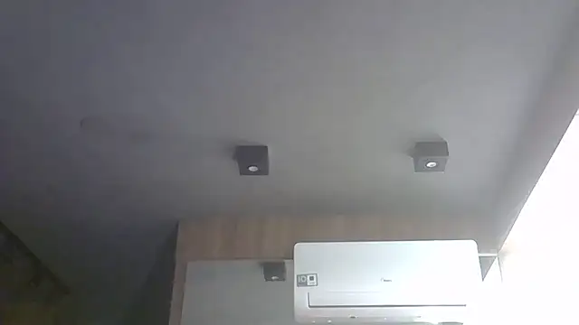 Skinny-Kitten online show from November 29, 4:23 am