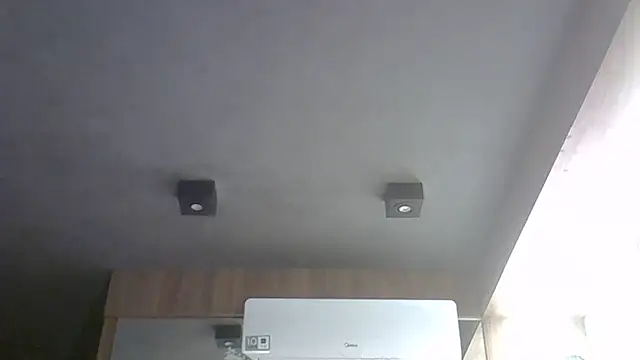 Skinny-Kitten online show from April 18, 3:31 am