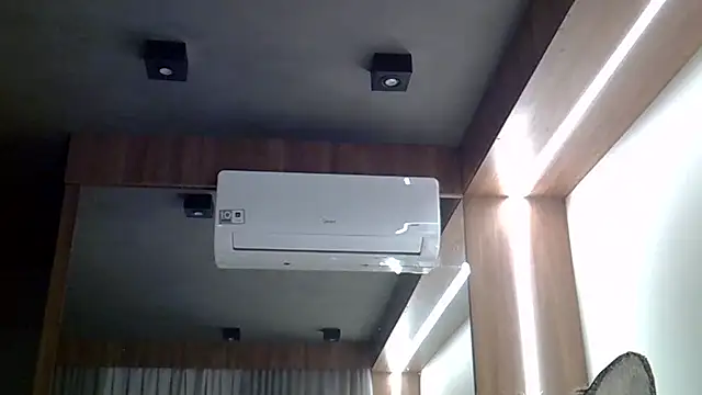 Skinny-Kitten online show from February 23, 3:34 pm