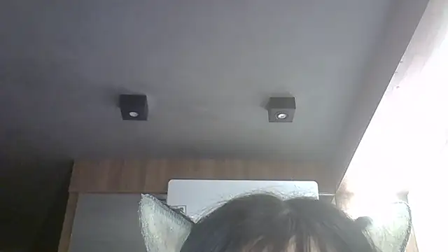 Skinny-Kitten online show from April 11, 1:24 am