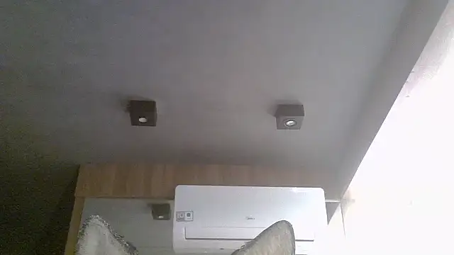 Skinny-Kitten online show from January 10, 11:22 pm