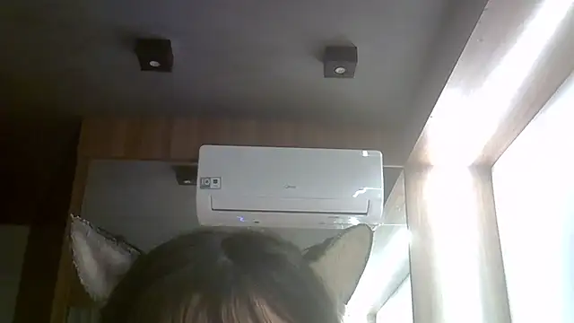 Skinny-Kitten online show from April 18, 4:53 pm