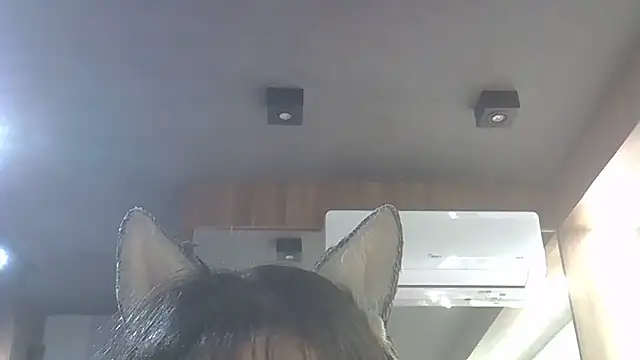 Skinny-Kitten online show from January 13, 2:37 am