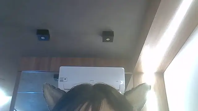 Snapshot of Skinny-Kitten chatting on June 19, 12:22 pm Skinny-Kitten online show from June 19, 12:22 pm