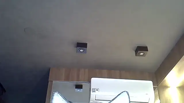 Skinny-Kitten online show from October 27, 7:48 pm