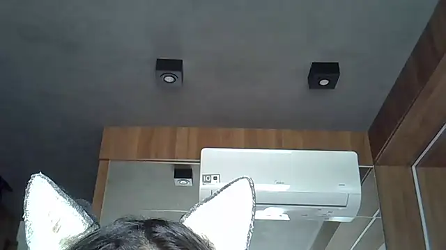 Skinny-Kitten online show from October 7, 4:52 pm