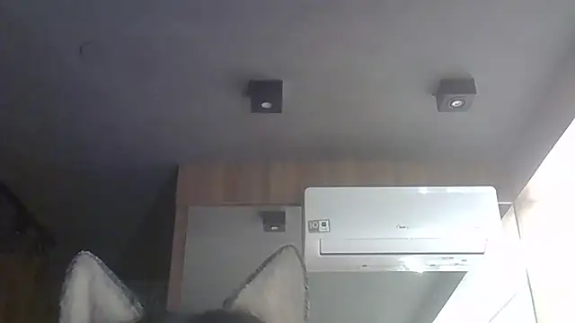 Skinny-Kitten online show from December 18, 10:35 pm