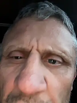 prekumstud online show from November 18, 12:37 am