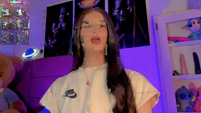 Snapshot of alexia_corleoni chatting on November 22, 2:54 am alexia corleoni online show from November 22, 2:54 am