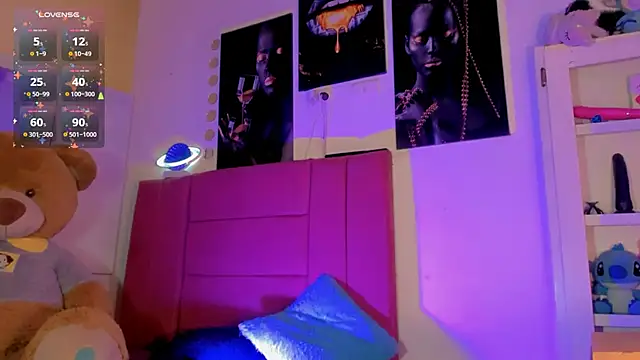 Snapshot of alexia_corleoni chatting on November 9, 6:28 am alexia corleoni online show from November 9, 6:28 am