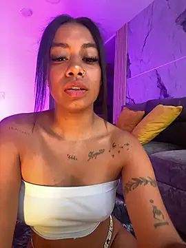 ATENEA SEXXXY online show from December 5, 7:01 pm