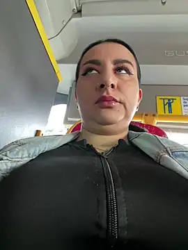 Abril Luv online show from February 12, 12:16 pm