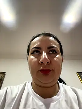 Abril Luv online show from October 10, 2:01 am
