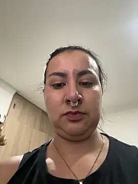 Abril Luv online show from June 20, 12:59 am