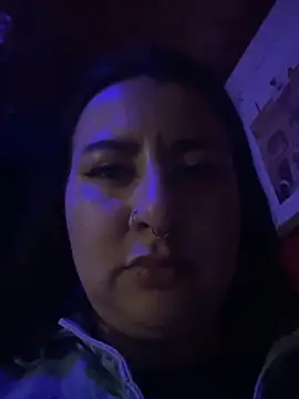 Abril Luv online show from April 18, 12:24 am