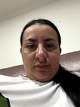 Abril Luv online show from January 10, 1:34 am