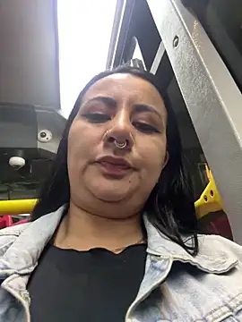 Snapshot of Abril_Luv chatting on June 5, 12:26 am Abril Luv online show from June 5, 12:26 am