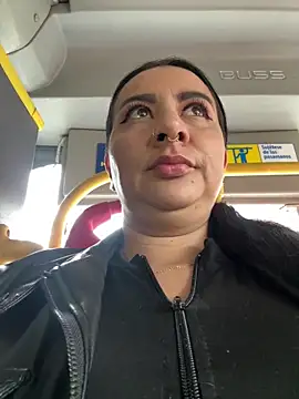 Abril Luv online show from March 13, 12:21 pm