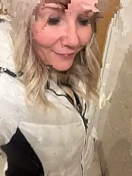 Snapshot of Sexual_Lovable_Doll chatting on November 12, 4:44 pm Sexual Lovable Doll online show from November 12, 4:44 pm