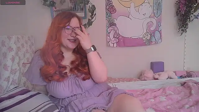 FluffyRainbowKity online show from December 19, 11:12 am