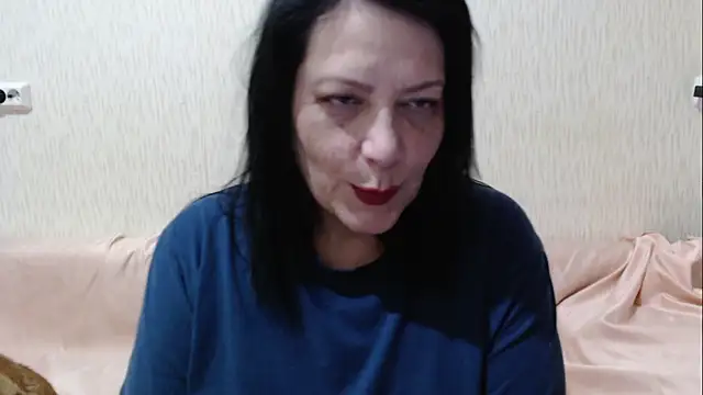 Mirabelle Sweet online show from April 6, 7:59 pm