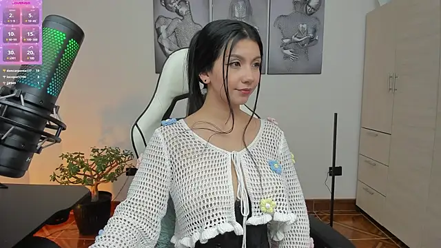 Snapshot of Gisell1501997 chatting on February 21, 9:00 pm Gisell1501997 online show from February 21, 9:00 pm