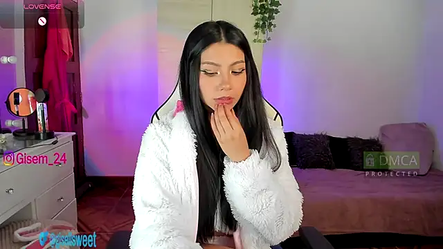 Snapshot of Gisell1501997 chatting on October 27, 7:48 pm Gisell1501997 online show from October 27, 7:48 pm