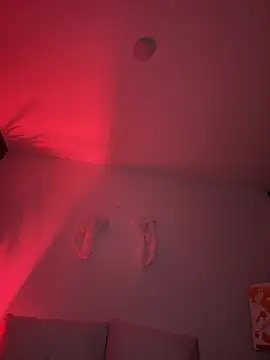 andra rose online show from February 12, 11:59 pm