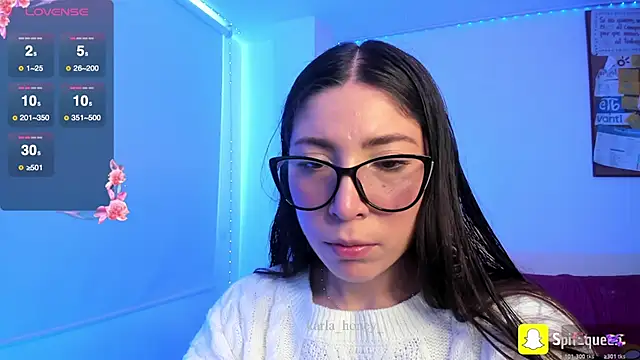 Snapshot of Spit_queen chatting on May 7, 4:43 pm Spit queen online show from May 7, 4:43 pm