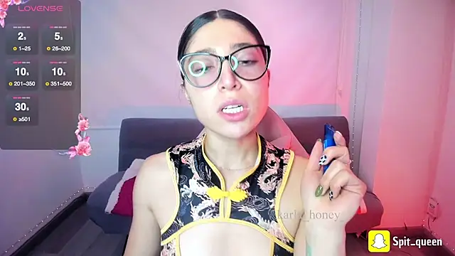 Spit queen online show from March 14, 4:02 pm