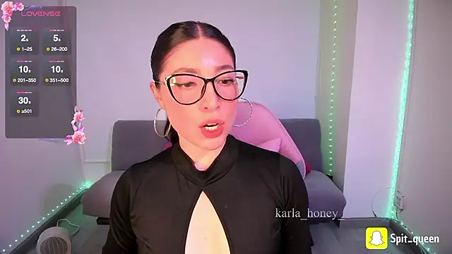 Spit queen online show from January 9, 12:50 am