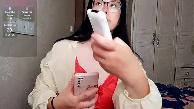 Vivianangn-e online show from June 12, 12:52 am