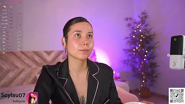 imjess01 online show from May 12, 2:45 pm