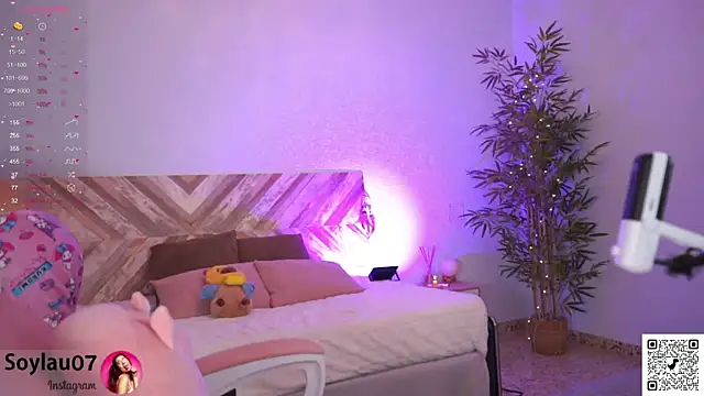 imjess01 online show from April 13, 3:38 pm