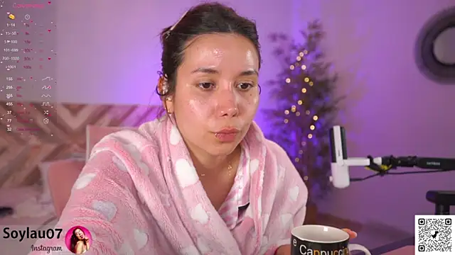 imjess01 online show from May 14, 2:47 pm