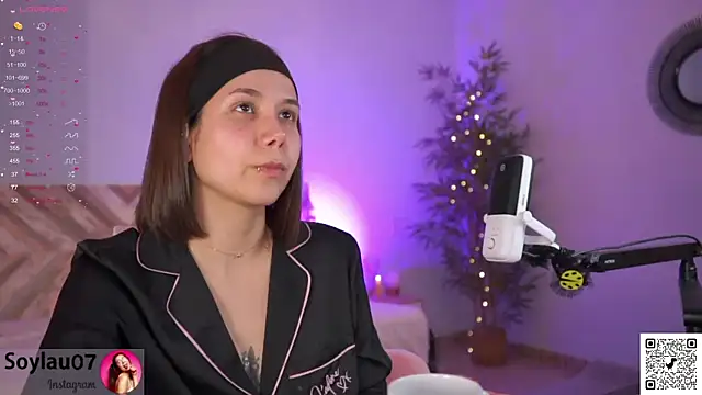 imjess01 online show from April 10, 3:52 pm