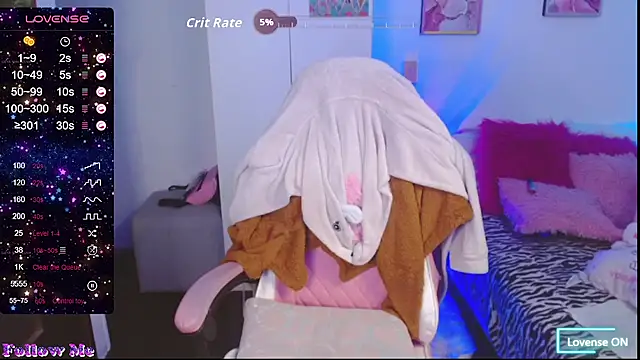 Martina Dash online show from October 30, 11:45 pm