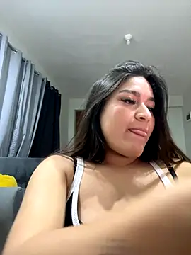 LuceroRm online show from November 11, 4:51 am