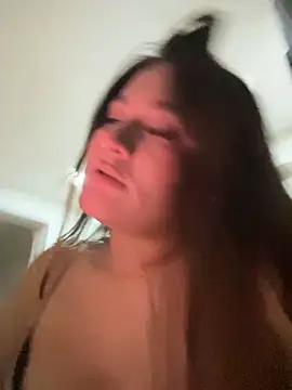 LuceroRm online show from November 8, 4:27 am