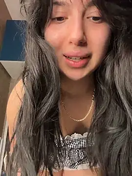 Tasty Nora online show from April 17, 6:44 pm